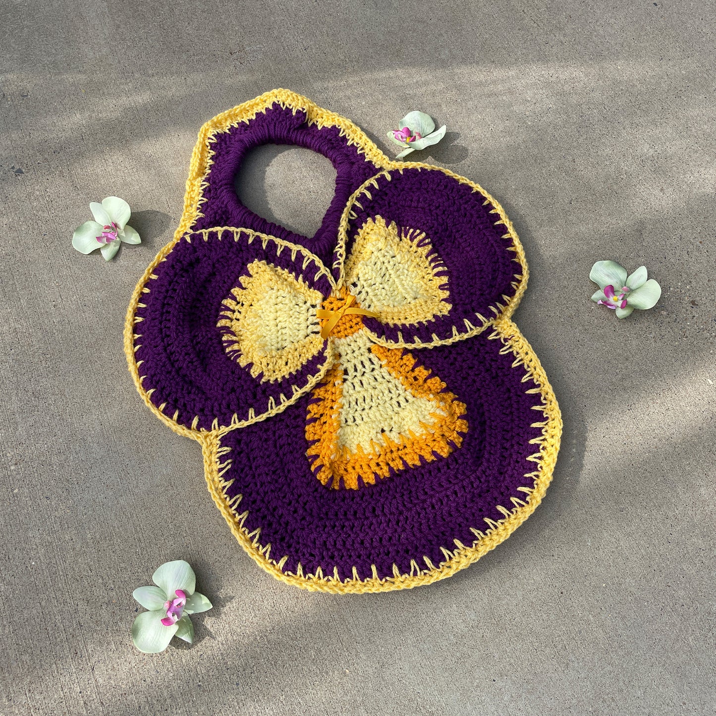 Pansy Tote Large- Beet