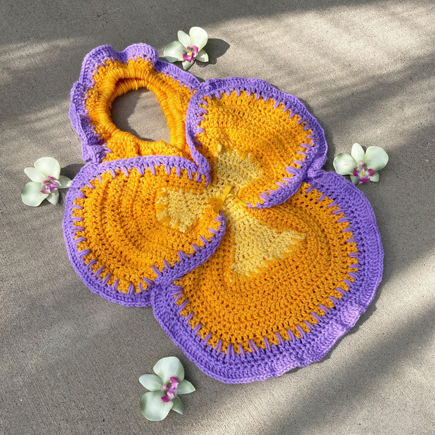 Pansy Tote Large- Carrots & Taro