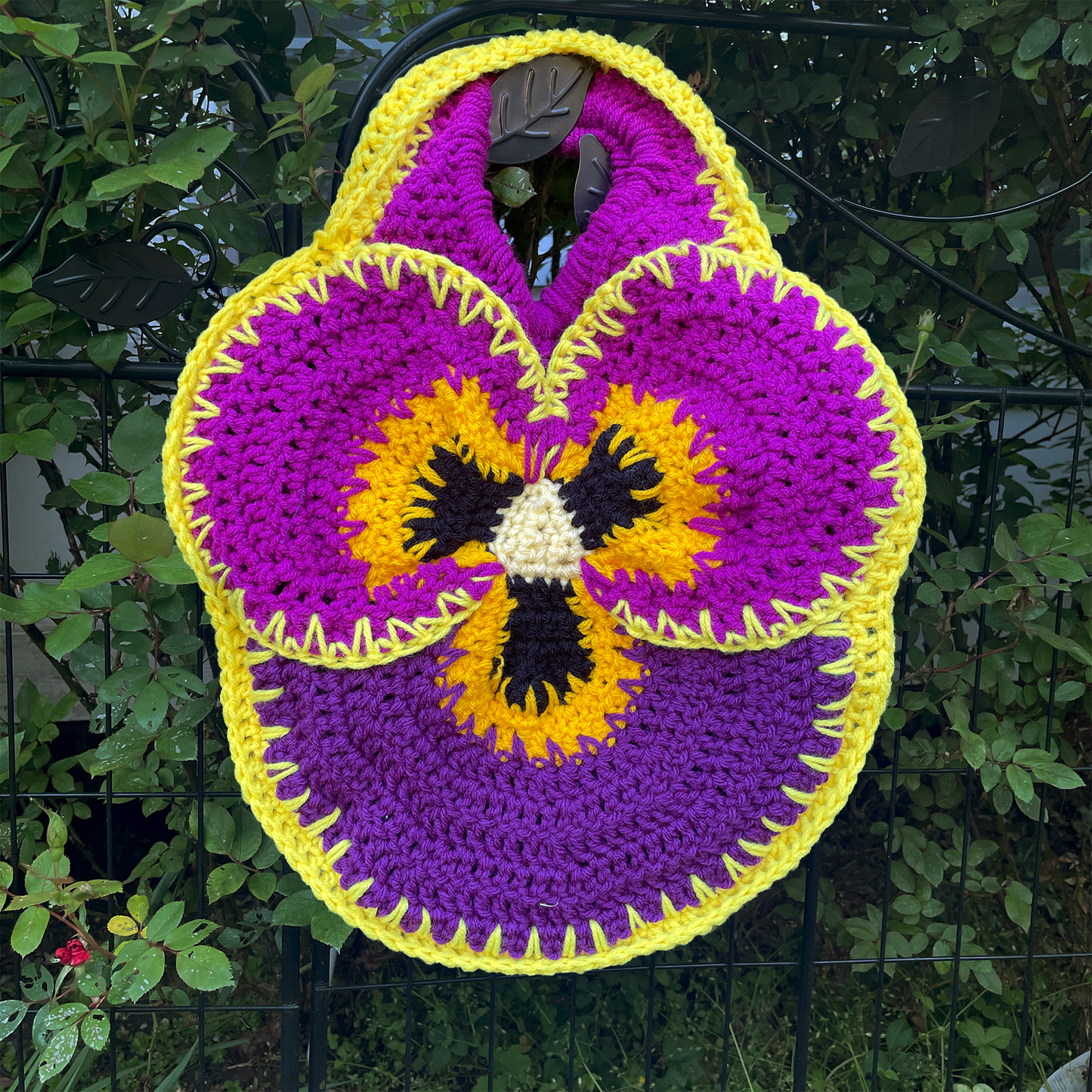 Pansy Tote Mini- Berries